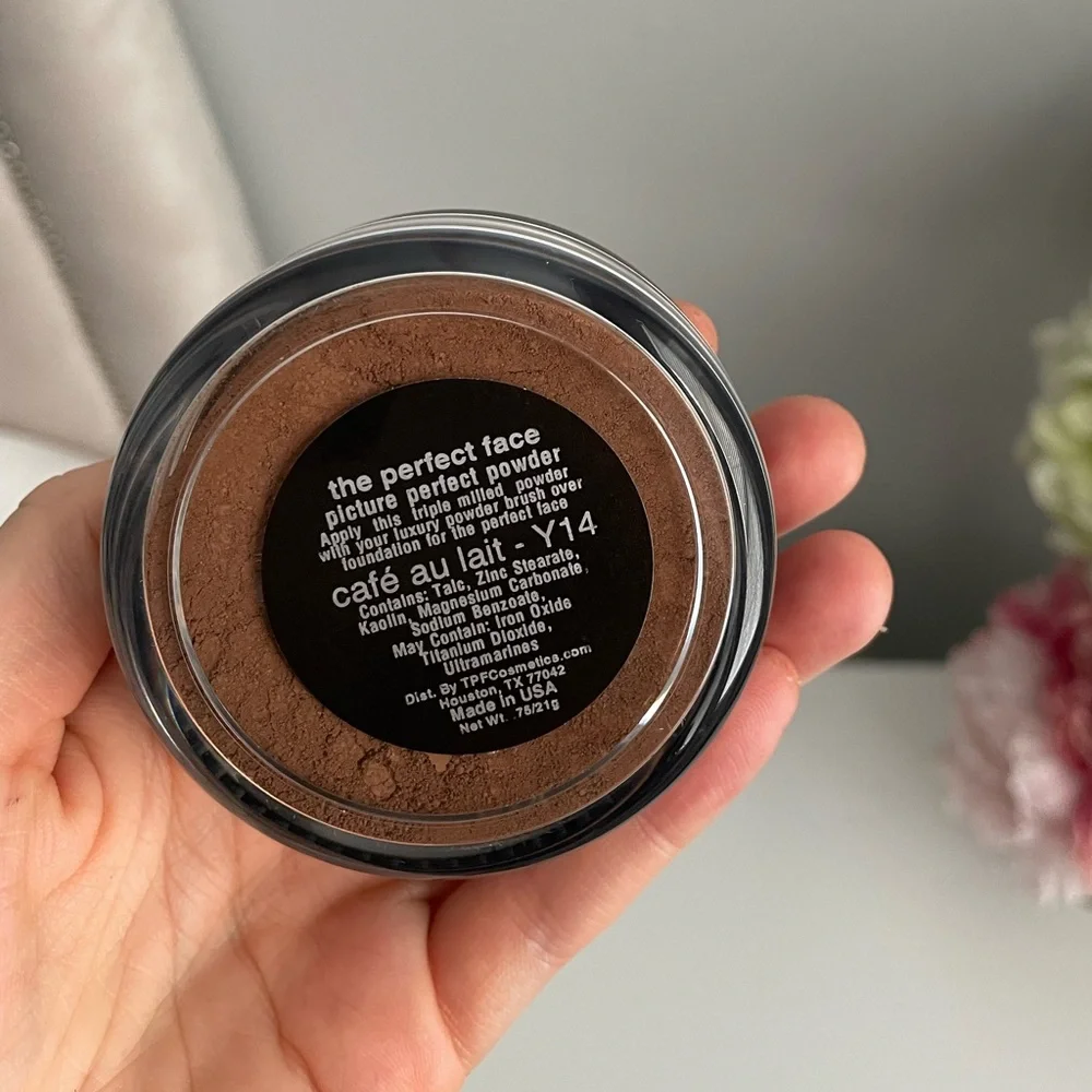 The Perfect Face Cosmetics Picture Perfect Powder Cafe Au‎ Lait Y14 - Deep